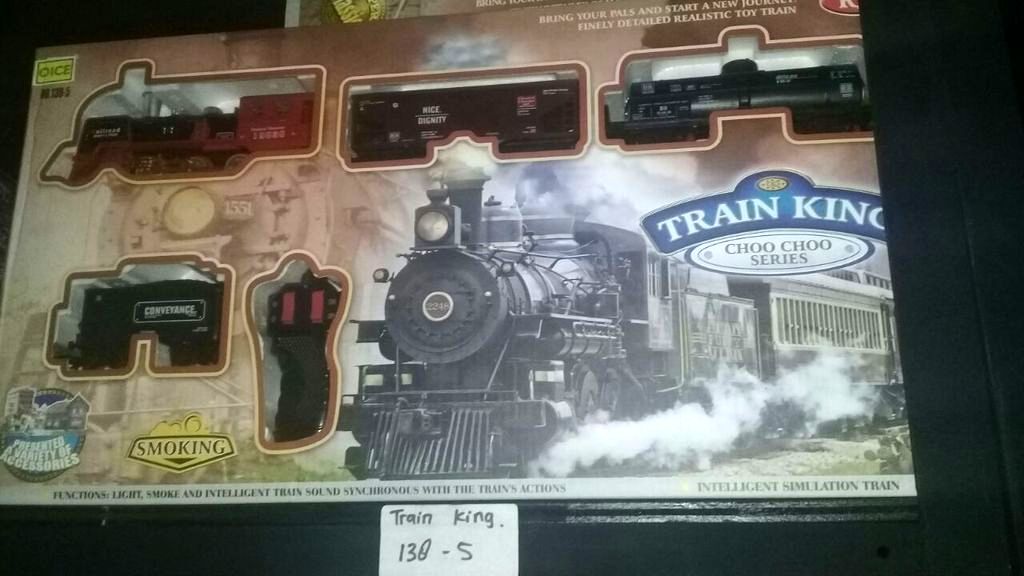 R/C Kereta Api 4 Gerbong dan Track Jalan Suara Asap Lampu Train King 2 Channel Box Window @24