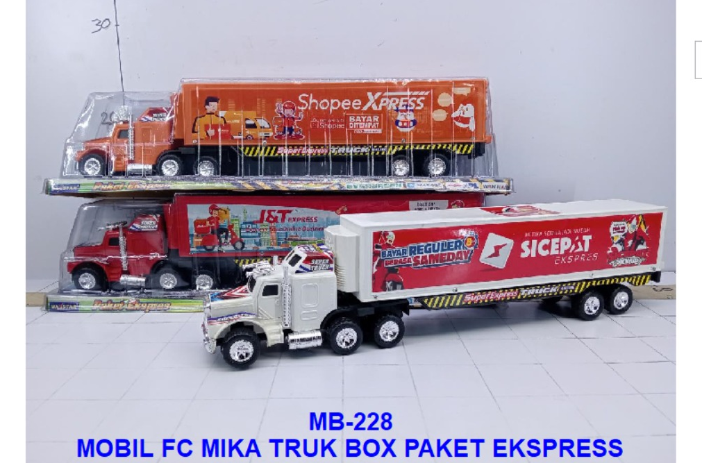 Truk Trailer Kontainer Ekspedisi F/C Delivery Truck Box Mika @60